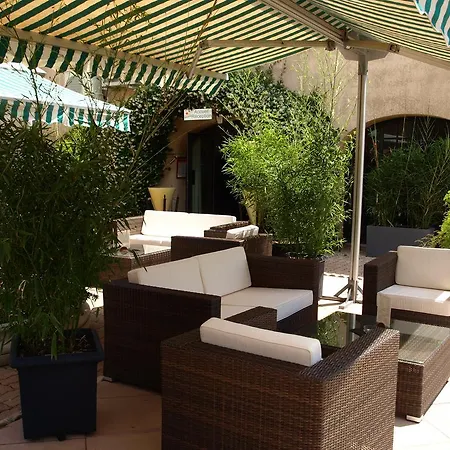 Hotell All Suites & 4*